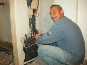 Massimo Esposito  l'elettricista (ditta Esmas)